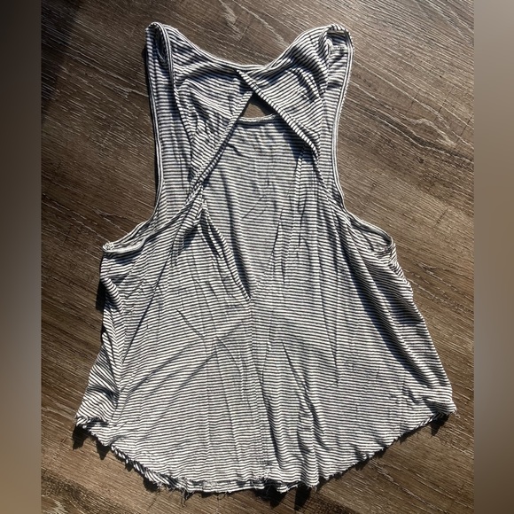 AE Striped Open Back Tank Top Size Medium - Picture 2 of 5